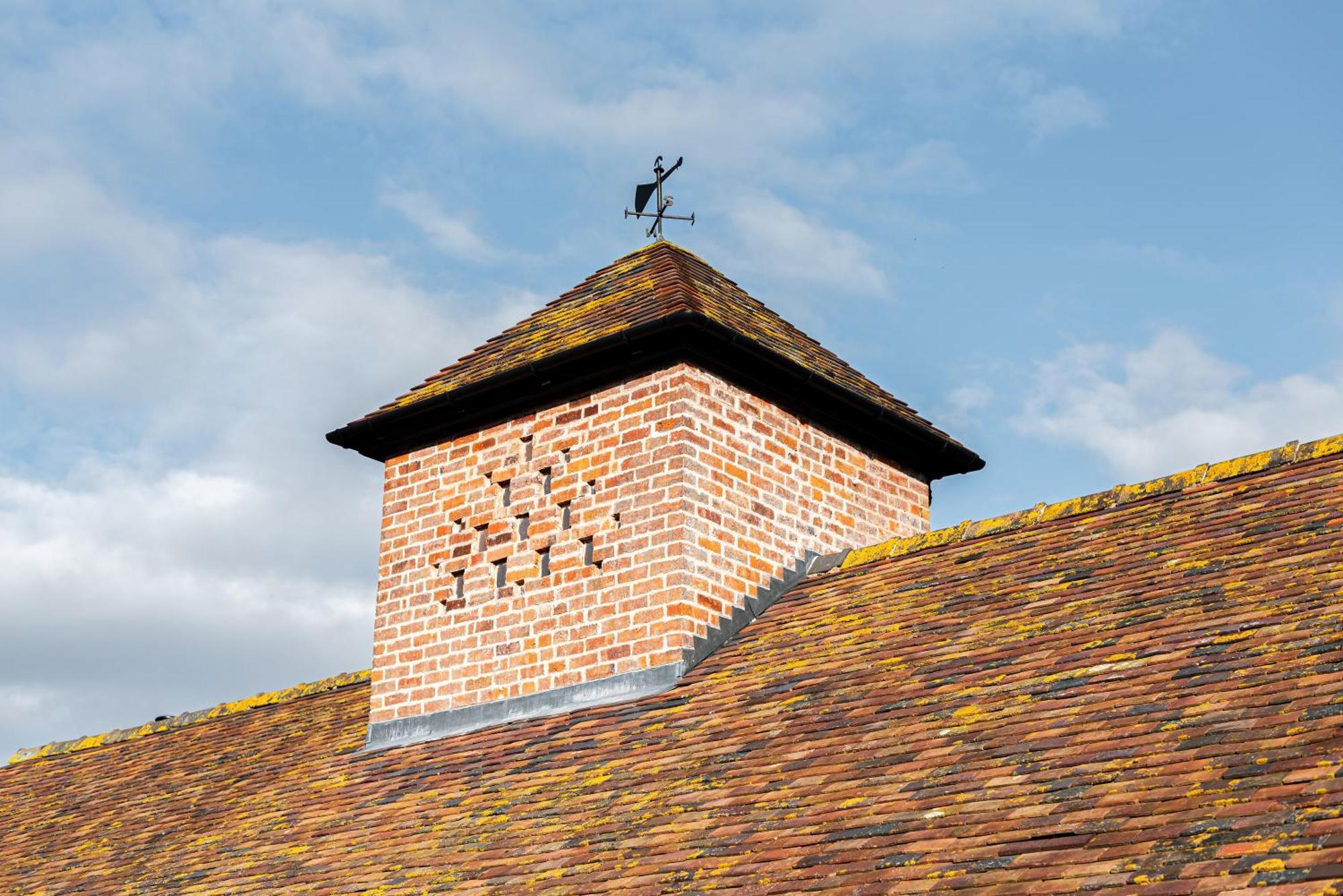 Pigeon House - Unique Barn With Private Garden, Hot Tub And Wood Burner Villa Шрусбъри Екстериор снимка